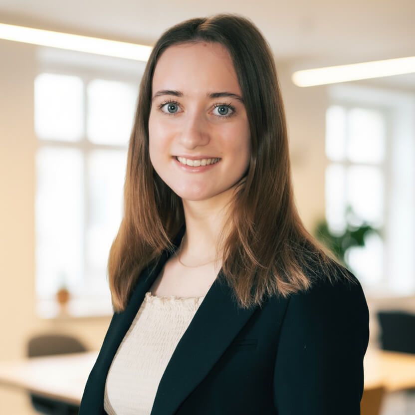 Laura Lukas Crunchtime